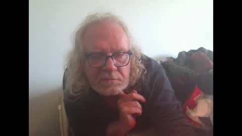 Snapshot of matthy60 chatting on September 19, 11:32 am Matthias online show from September 19, 11:32 am