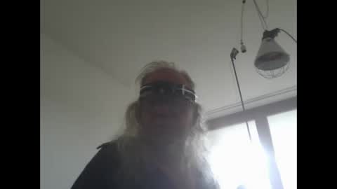 Snapshot of matthy60 chatting on September 10, 10:58 am Matthias online show from September 10, 10:58 am