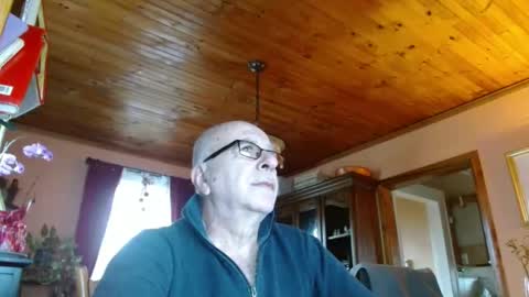 Maurice online show from February 2, 12:46 pm