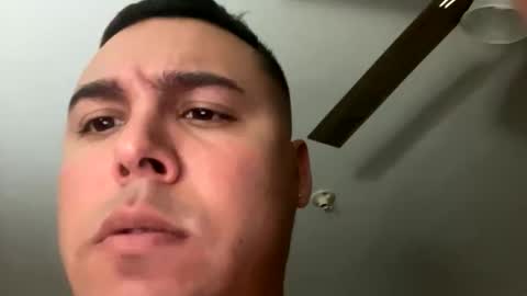 mauricio760p online show from October 23, 8:07 am