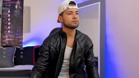 Max Conor online show from February 18, 11:33 am