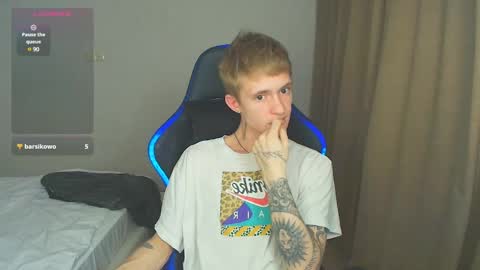 Snapshot of max_gen chatting on February 18, 7:43 pm Max Gen with tats 24years  And Ethan without tats 20 years online show from February 18, 7:43 pm