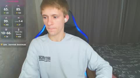 Snapshot of max_gen chatting on January 28, 8:04 pm Max Gen with tats 24years  And Ethan without tats 20 years online show from January 28, 8:04 pm