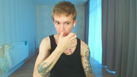 Snapshot of max_gen chatting on December 9, 4:45 am Max Gen with tats 24years  And Ethan without tats 20 years online show from December 9, 4:45 am