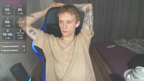 Snapshot of max_gen chatting on January 19, 2:28 pm Max Gen with tats 24years  And Ethan without tats 20 years online show from January 19, 2:28 pm