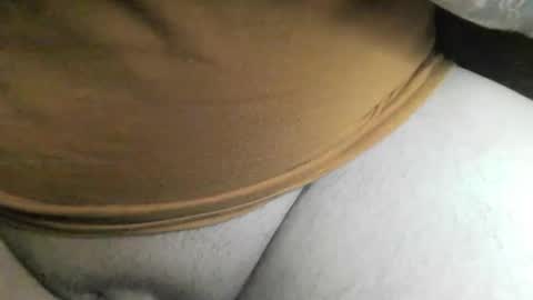 Snapshot of max_gv chatting on October 24, 2:02 am max_gv online show from October 24, 2:02 am