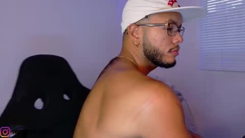 max_meyer online show from October 6, 10:14 pm