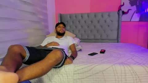 max_sexyhot26 online show from January 14, 2:19 am