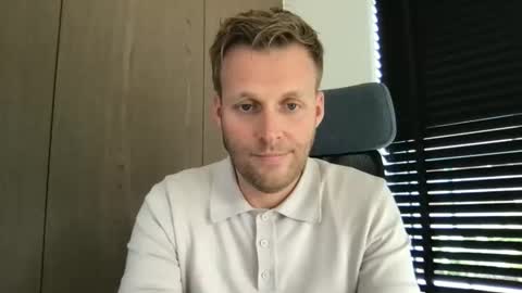 Max take off clothes online show from October 2, 10:52 am