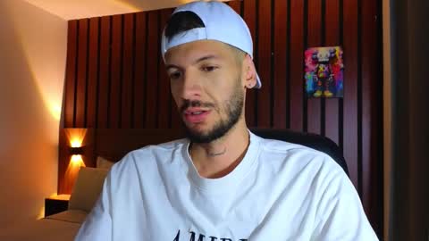 Max Taylor online show from February 1, 1:59 am