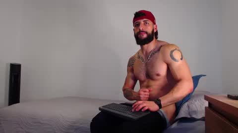 max_xl_ online show from November 25, 12:12 am