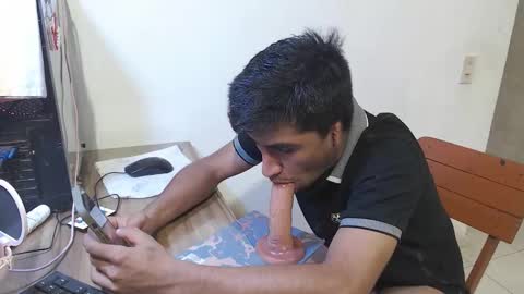 maxi dick online show from March 7, 9:56 pm