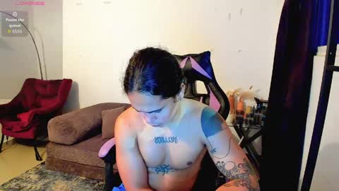 maximiliano_scoott_ online show from April 2, 4:10 am
