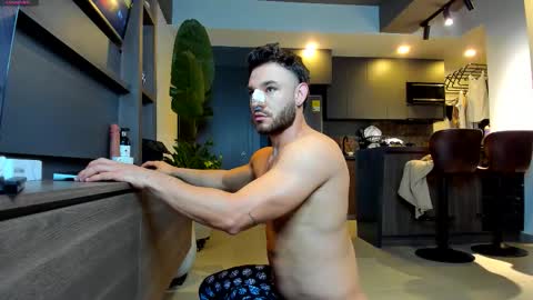 maximo_and_marcelo online show from February 20, 11:01 am