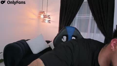 Maximo online show from March 5, 5:40 am