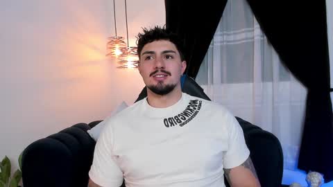 Maximo online show from January 20, 6:42 am