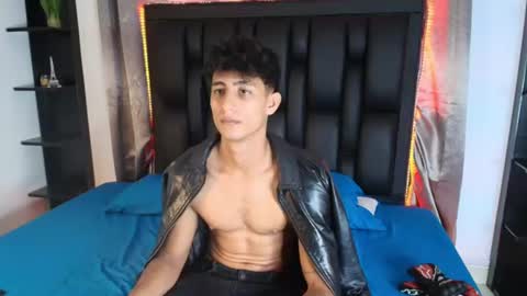 Maximo online show from June 19, 6:57 pm