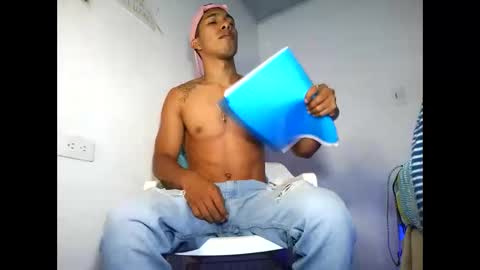 Maximo Aron Vega online show from March 2, 10:28 pm