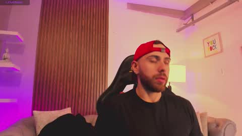 Maximo Wolf online show from February 2, 7:44 pm