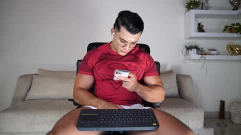 Sebastian online show from March 6, 2:41 am