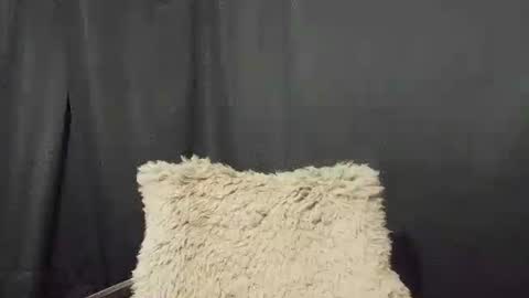 Max online show from January 7, 12:45 am