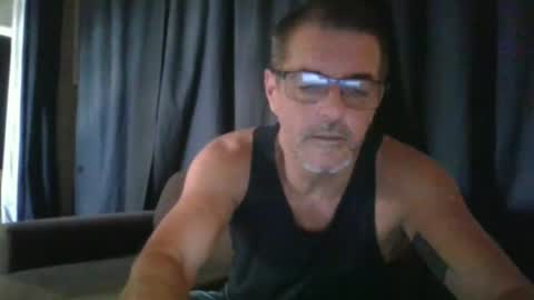 Max online show from March 10, 11:38 pm