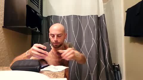 maximusdemitrious online show from December 2, 12:03 am