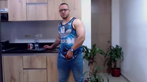 maximus online show from March 22, 12:59 am