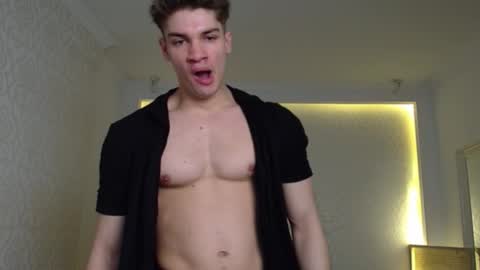 MaxKaiden online show from February 12, 5:47 am