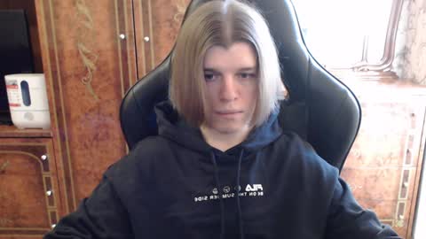 Max online show from January 21, 8:55 am