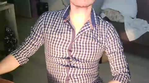 Snapshot of maxrelax90 chatting on December 7, 8:38 pm maxrelax90 online show from December 7, 8:38 pm