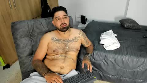 Max  online show from April 25, 4:59 am