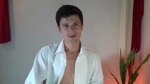 Max online show from February 14, 3:22 am