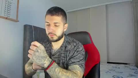 Snapshot of maxvibe_ chatting on October 30, 10:55 pm maxvibe_ online show from October 30, 10:55 pm