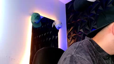 Snapshot of maxwell_dupont chatting on October 28, 3:03 pm MAX online show from October 28, 3:03 pm