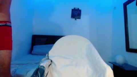 maxximus_10 online show from February 3, 6:02 am