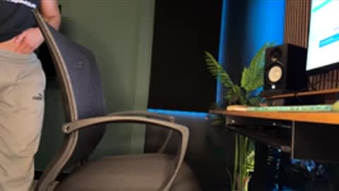 maxxxsexxxy online show from April 19, 7:27 pm