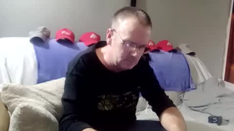 mcfly1973 online show from December 28, 10:03 am