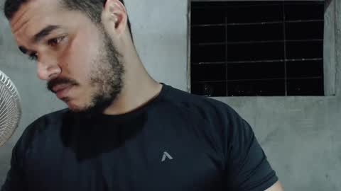 Mcgregor online show from December 4, 4:21 am