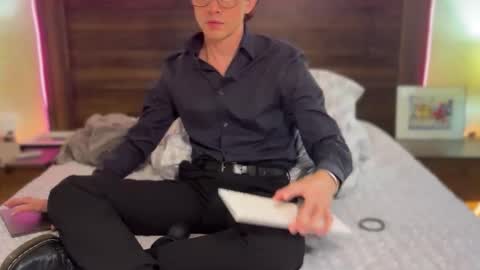 mcklister online show from March 16, 12:06 am