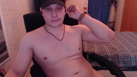 mclovi19 online show from February 17, 10:58 am