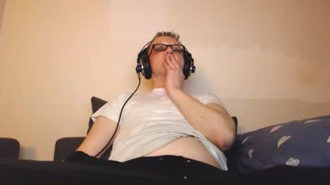 Mike online show from December 25, 4:22 pm