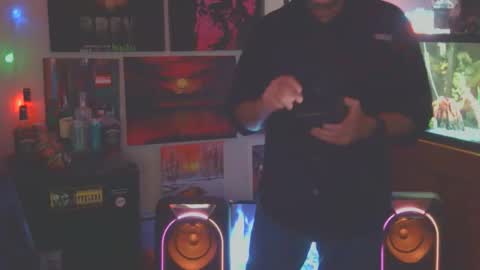 Snapshot of mdtpoker chatting on October 23, 12:14 am Poker online show from October 23, 12:14 am