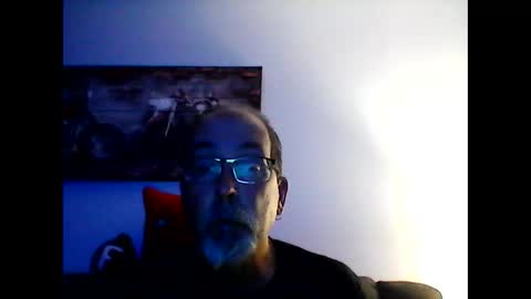 me at home online show from December 20, 5:03 am