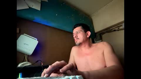 mecera83 online show from January 1, 1:27 pm