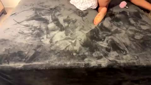 MIF online show from October 18, 2:16 am