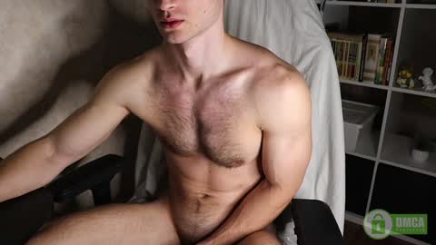 Snapshot of memuro_one chatting on December 19, 10:13 am Nick online show from December 19, 10:13 am