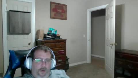 mercer1977 online show from June 29, 4:07 pm
