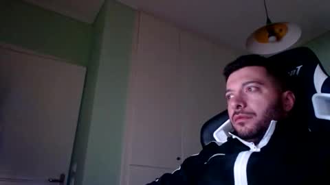 FunnyTimeHere online show from October 5, 5:33 am