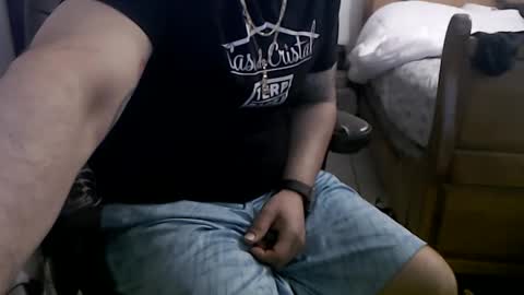 Snapshot of miaking chatting on February 14, 4:37 am Mark online show from February 14, 4:37 am